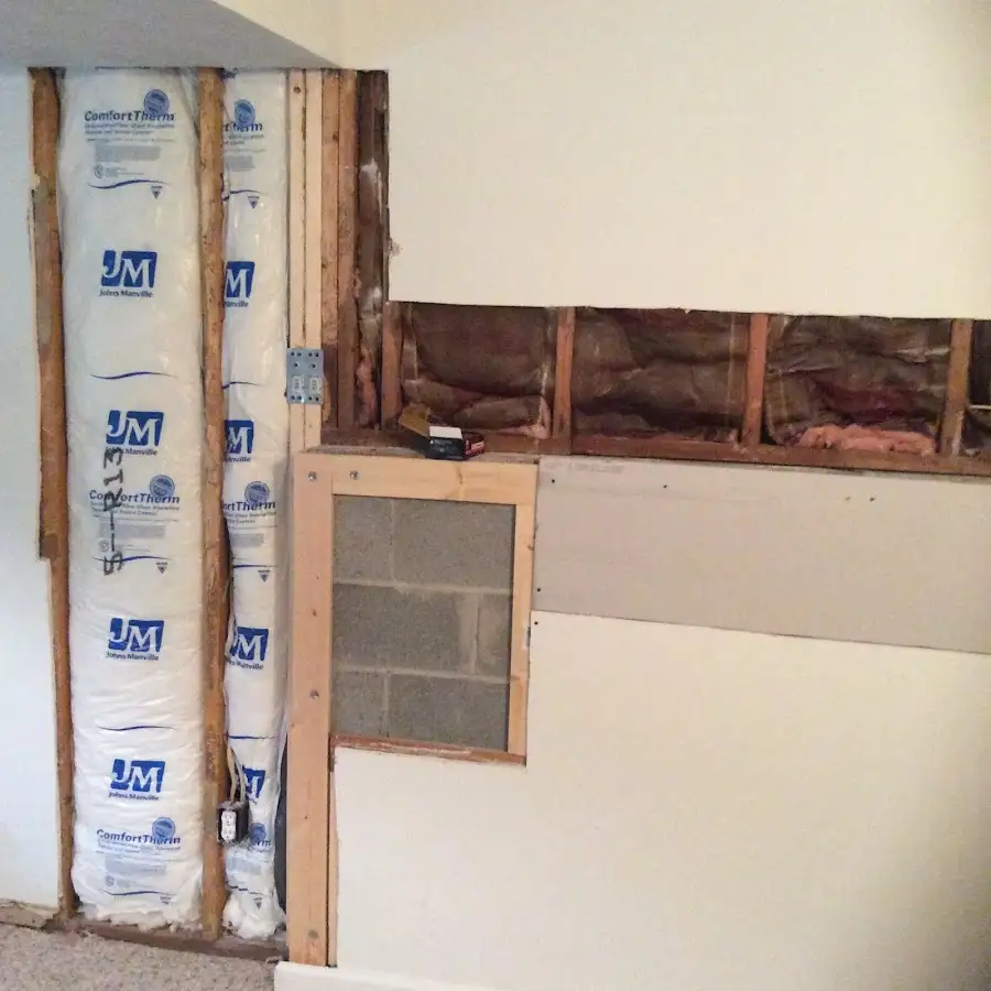 Wall insulation replacement during Structural Drying in Valle Vista